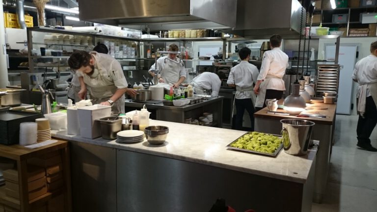 Hospitality industry welcomes relaxed work permits for chefs